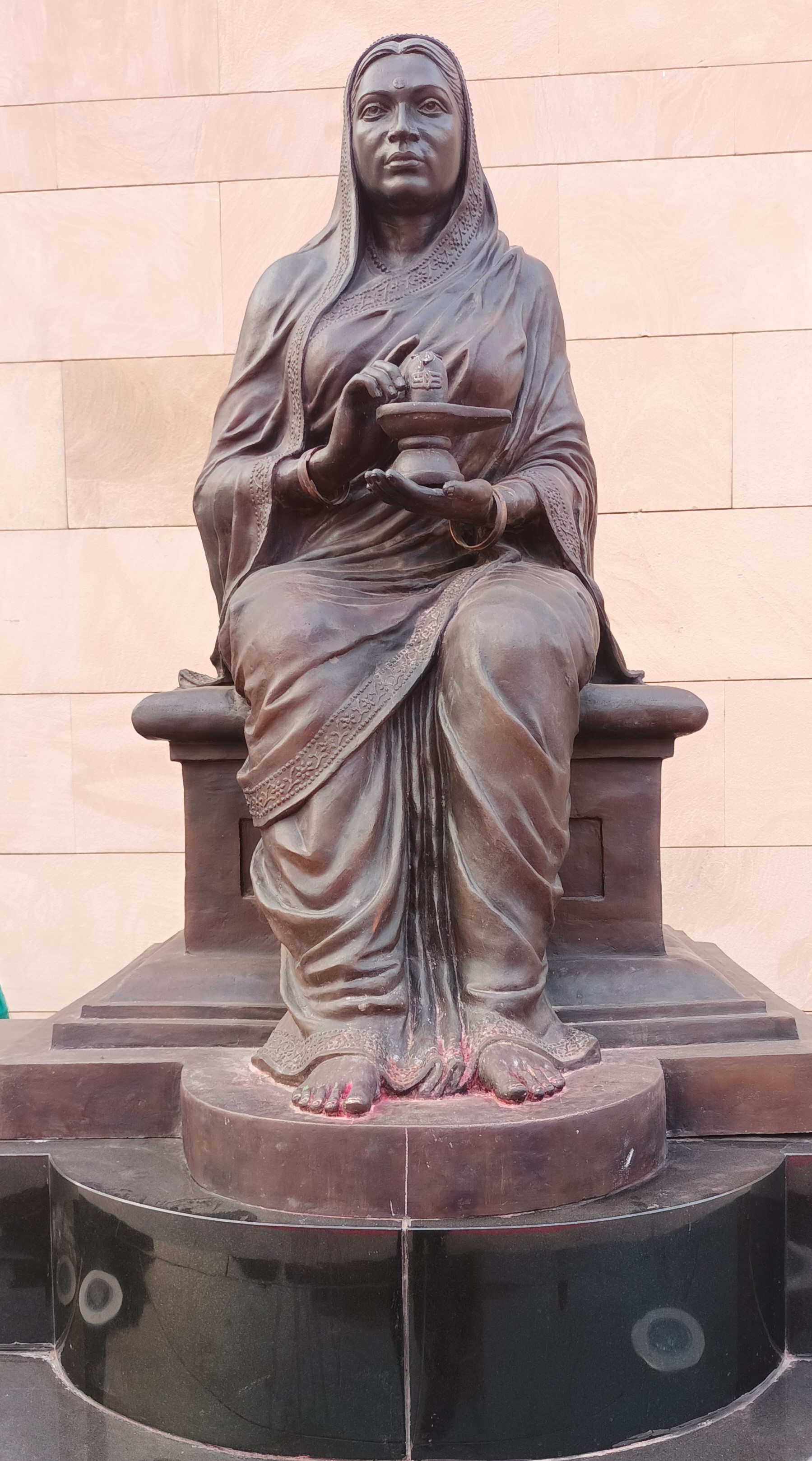 पुण्यश्लोक अहिल्याबाई होळकर (Punyashlok Ahilyabai Holkar — Philosopher Queen)